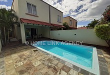 Accessibl to foreigners  beautiful 3 bedroom villa with swimming pool at Pointe aux Piments